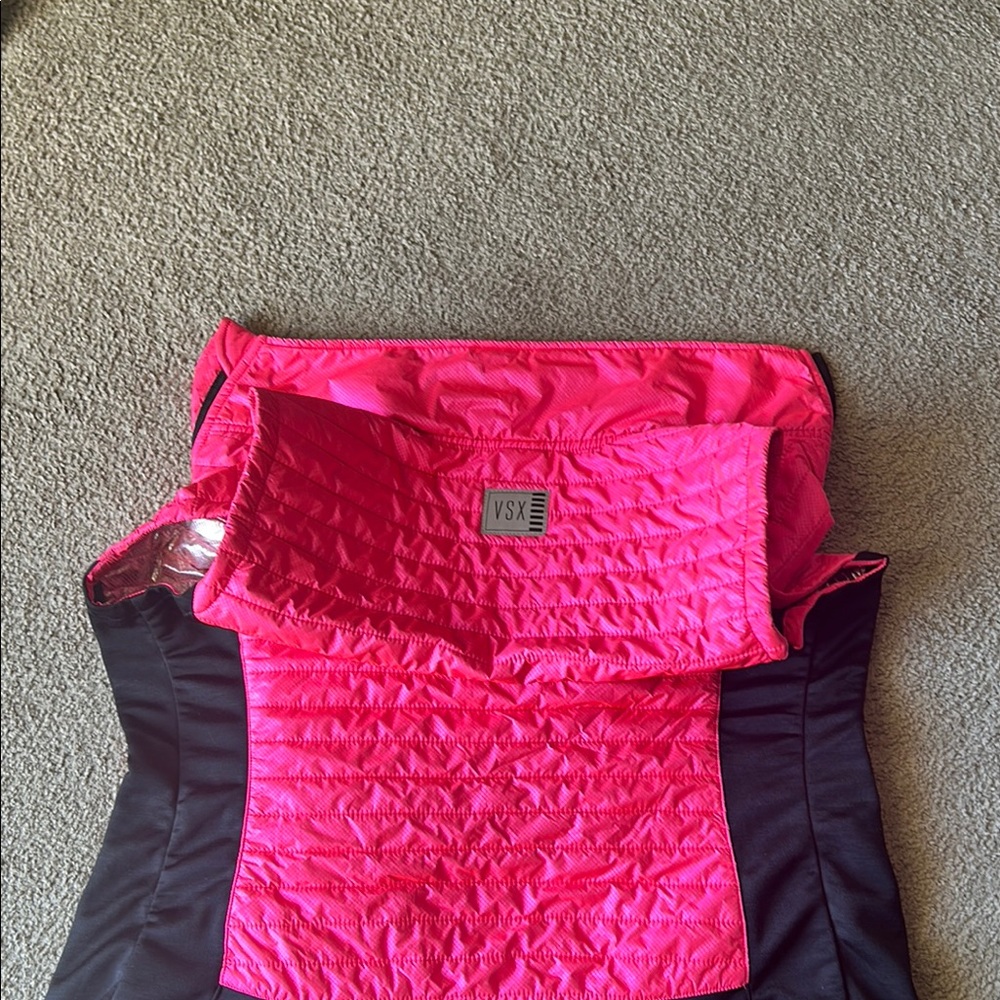 PINK Victoria's Secret beautiful Pink and Black Quilted Vest - Picture 7 of 9